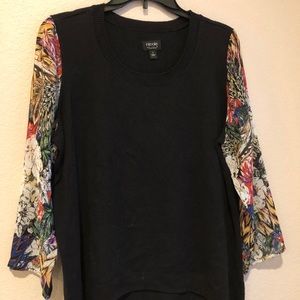 Black, floral print top